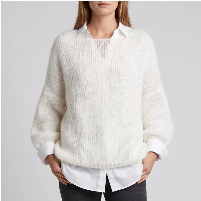 Model wearing White knit pullover in a studio - 2